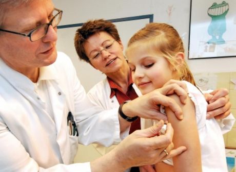Tonåringar är mottagliga för hepatit B-infektion trots vaccination